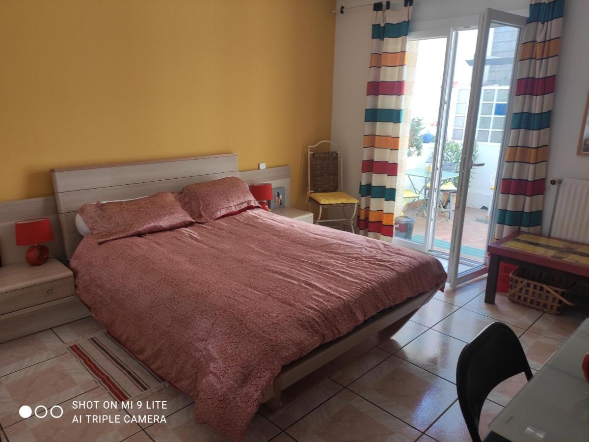 Grande Chambre Avec Garage Dans Quartier Historique Perpignan Luaran gambar
